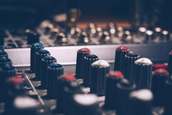 pexels-hendrikbgr-744318